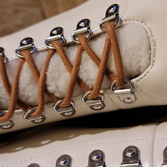 Marc Fisher MALLIE Lug Sole Sherpa Booties - Picture 11 of 16